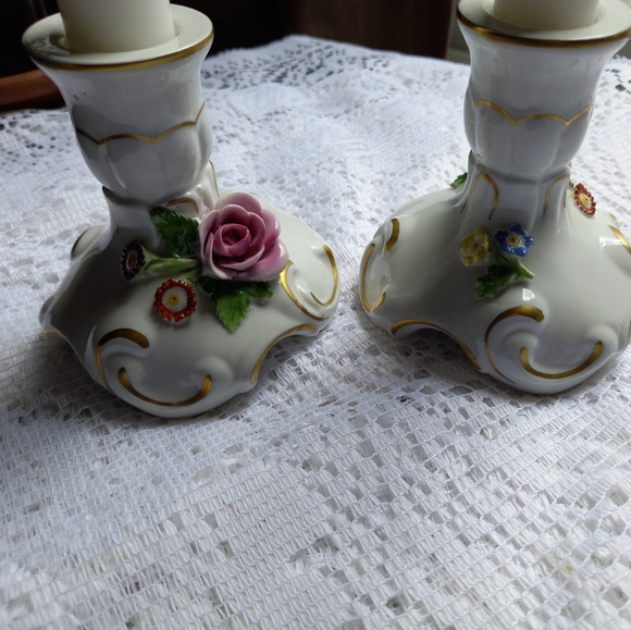 Vintage Dresden hand painted candle sticks - Picture 5 of 8
